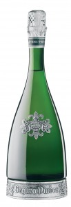 Reserva Heredad's pewter-embellished bottle