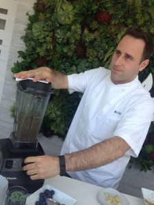 Chef Wolen transforming tea in Lincoln Park